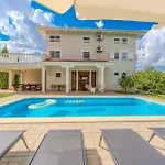 Villa Luca